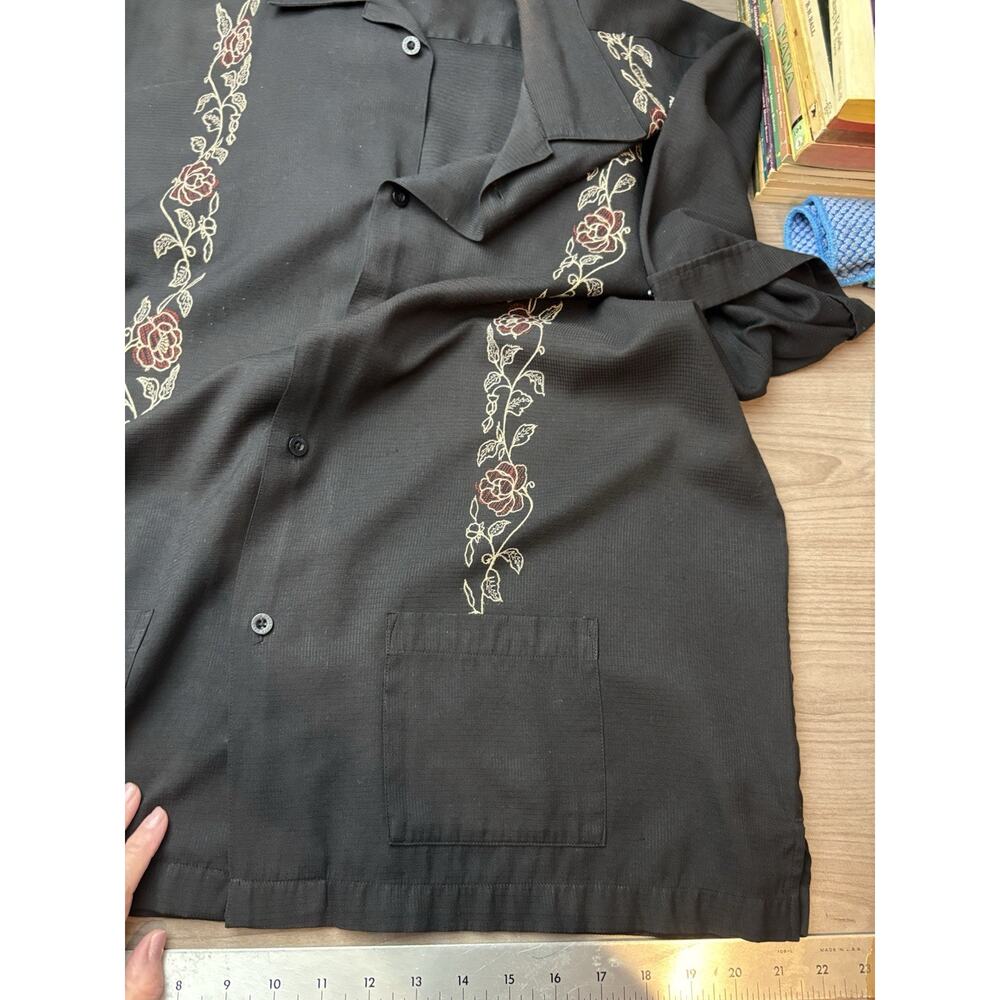 The Havarera Co. Mens Shirt XXL Black with Rose Design-Vintage - Picture 6 of 10
